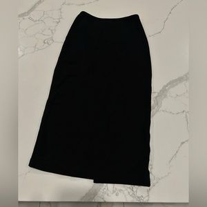 SIZE SM American Apparel Black Midi Skirt